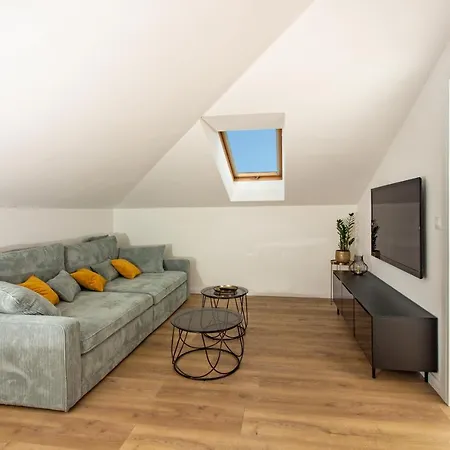 Beachside Attico Apartment Split