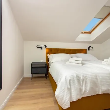 Apartment Beachside Attico Split