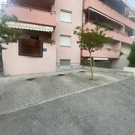 Beachside Attico Lägenhet Split
