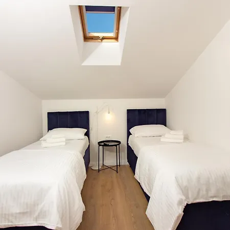 Beachside Attico Apartment
